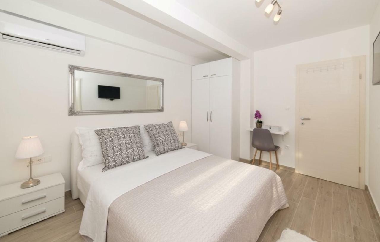 Luxury Villa Vela Rina Mali Drvenik Bagian luar foto