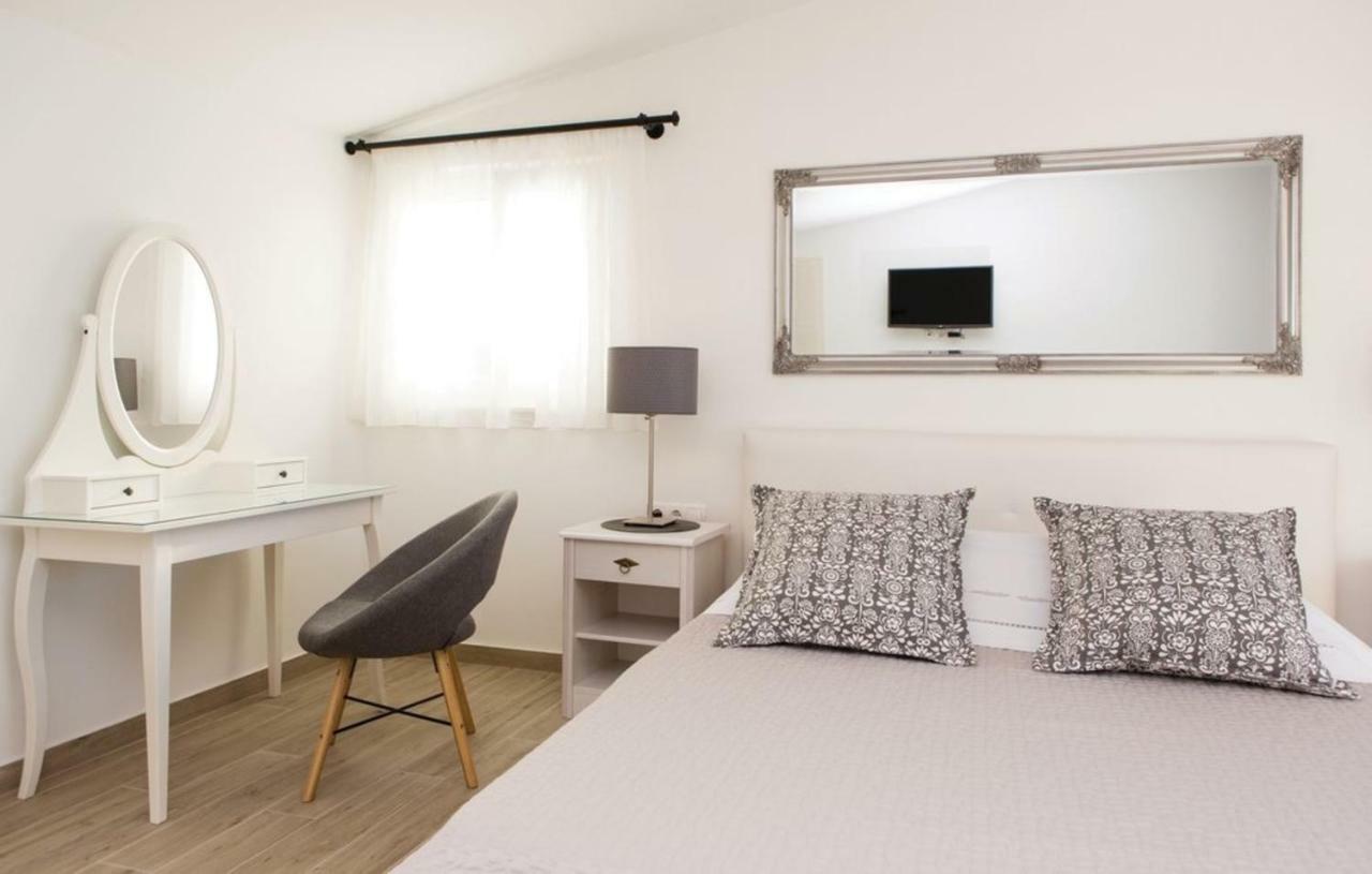Luxury Villa Vela Rina Mali Drvenik Bagian luar foto